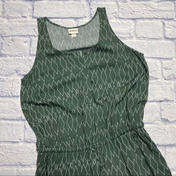Merona Romper in Green - Picture 2 of 5
